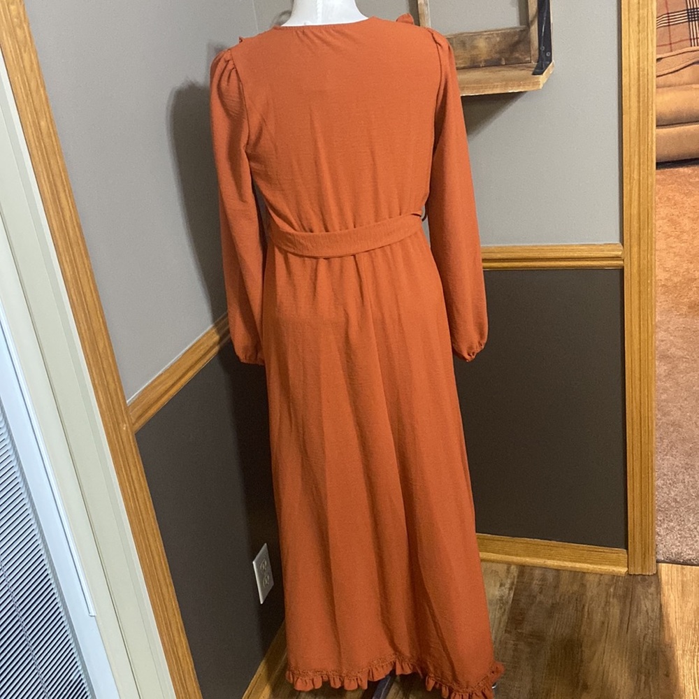 Simplee burnt orange v neck ruffle wrap long sleeve dress size small - Picture 2 of 11